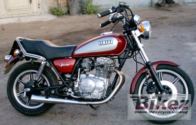 1982 Yamaha XS 400 SE photo